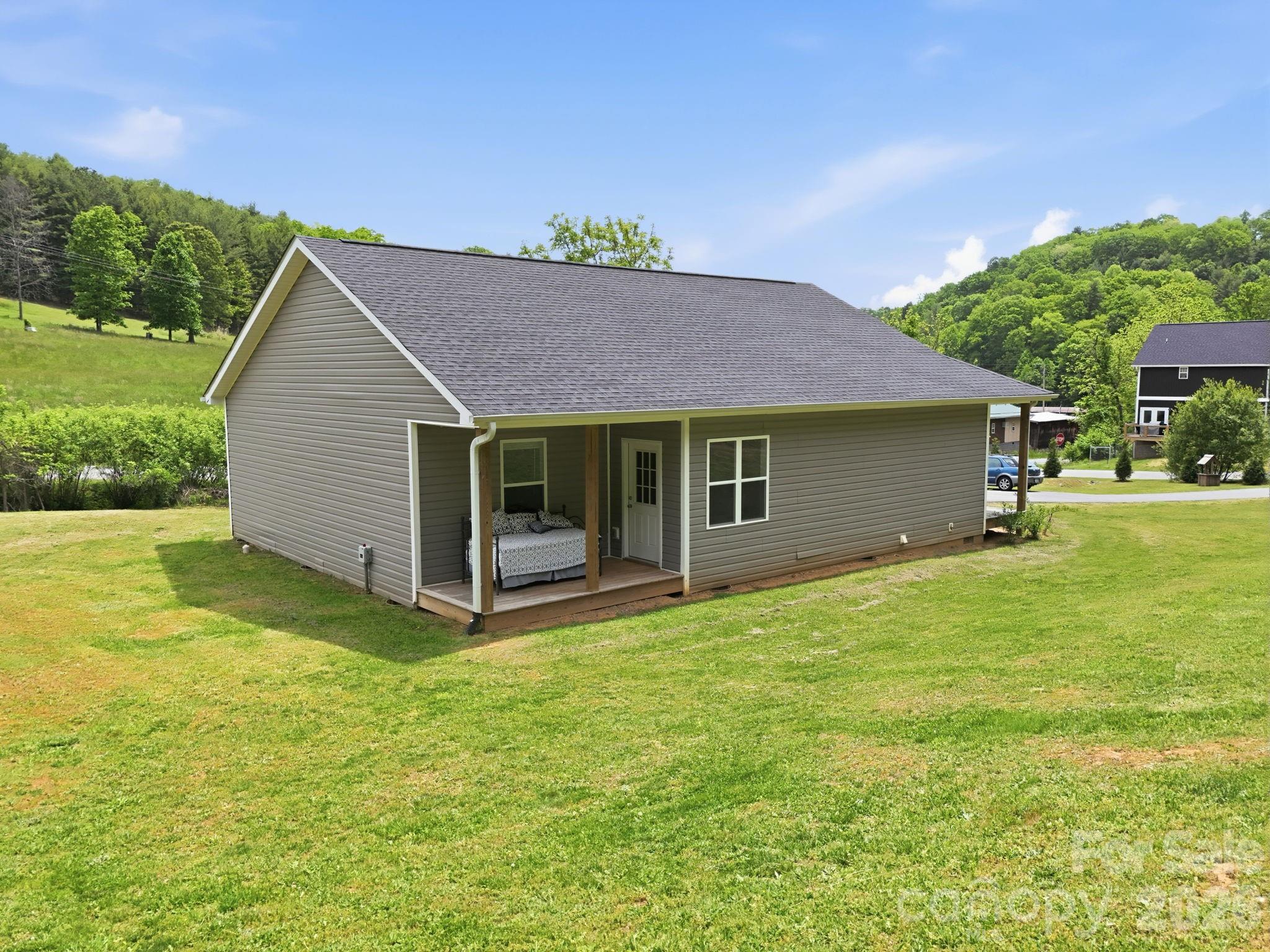 10 Scarlett Ridge Drive Marshall NC 28753