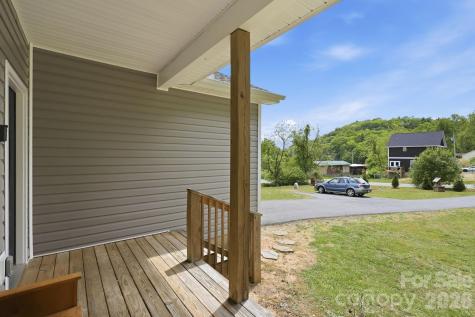 10 Scarlett Ridge Drive Marshall NC 28753