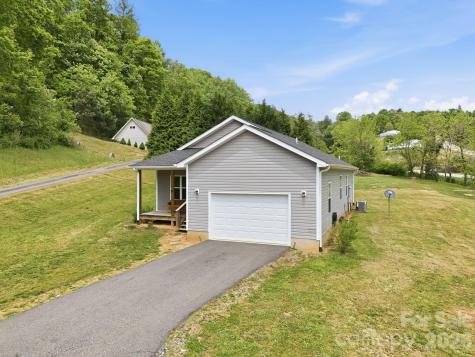 10 Scarlett Ridge Drive Marshall NC 28753
