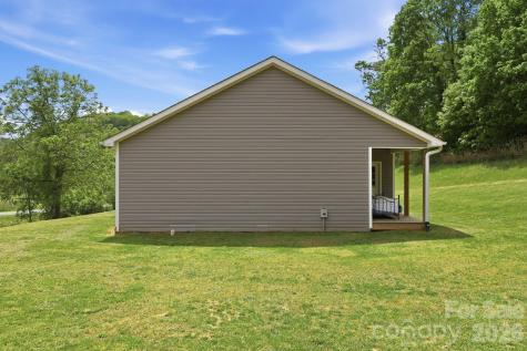 10 Scarlett Ridge Drive Marshall NC 28753