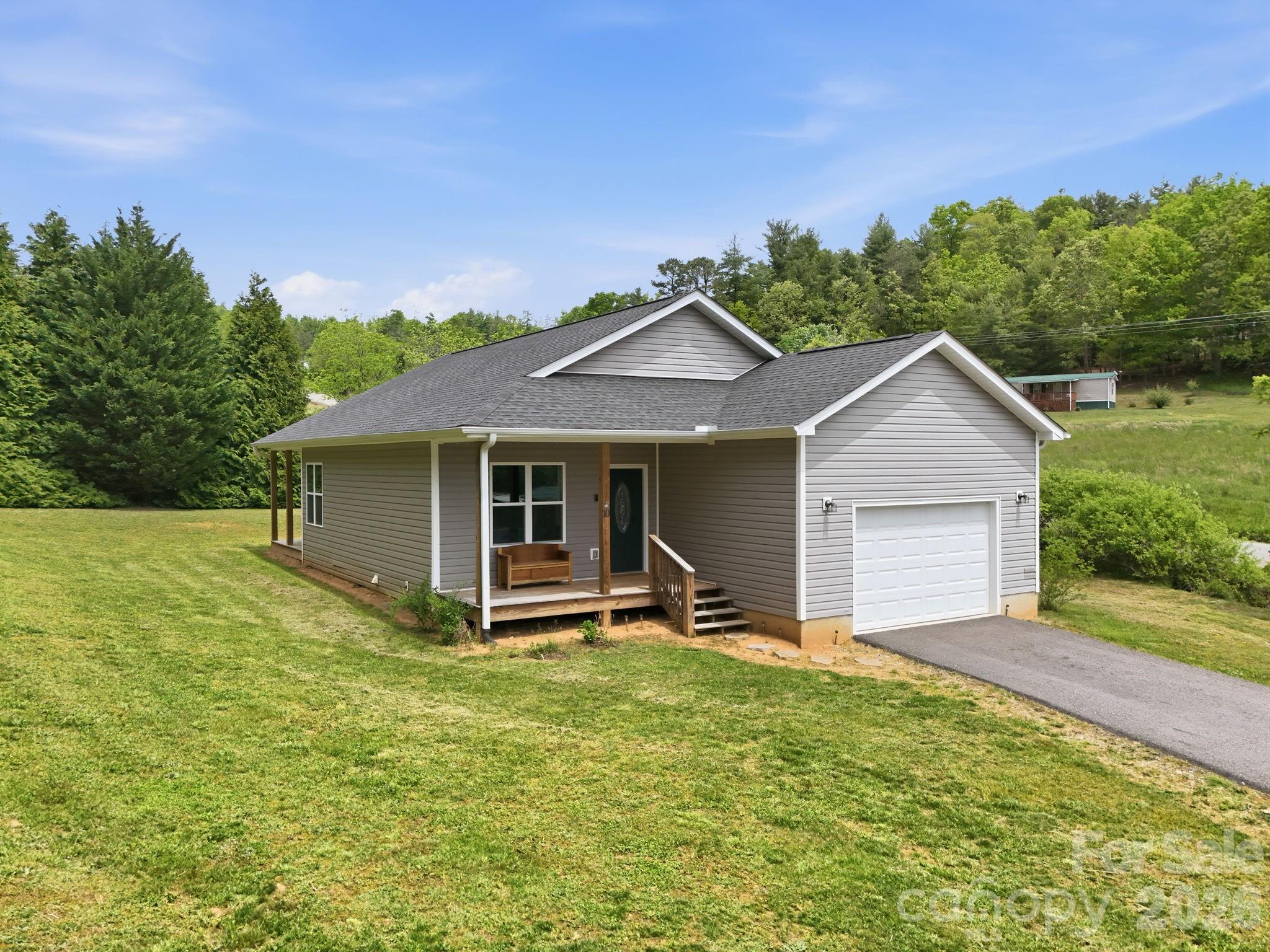 10 Scarlett Ridge Drive Marshall NC 28753