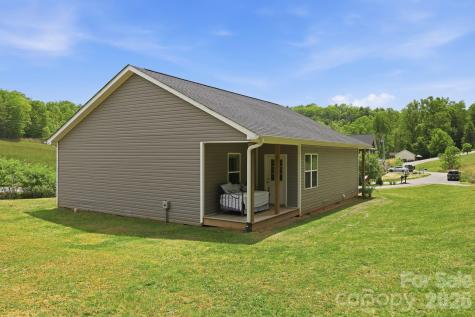 10 Scarlett Ridge Drive Marshall NC 28753