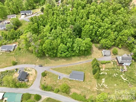 10 Scarlett Ridge Drive Marshall NC 28753