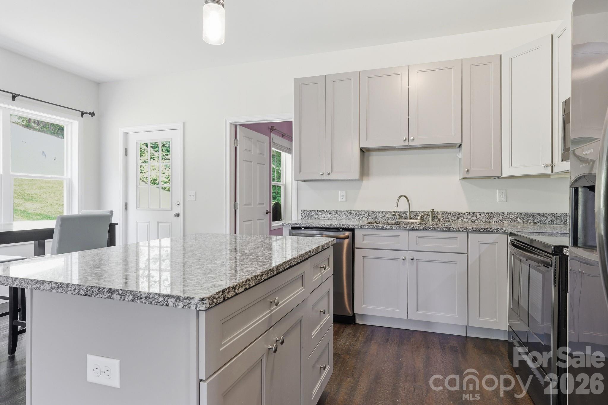 10 Scarlett Ridge Drive Marshall NC 28753