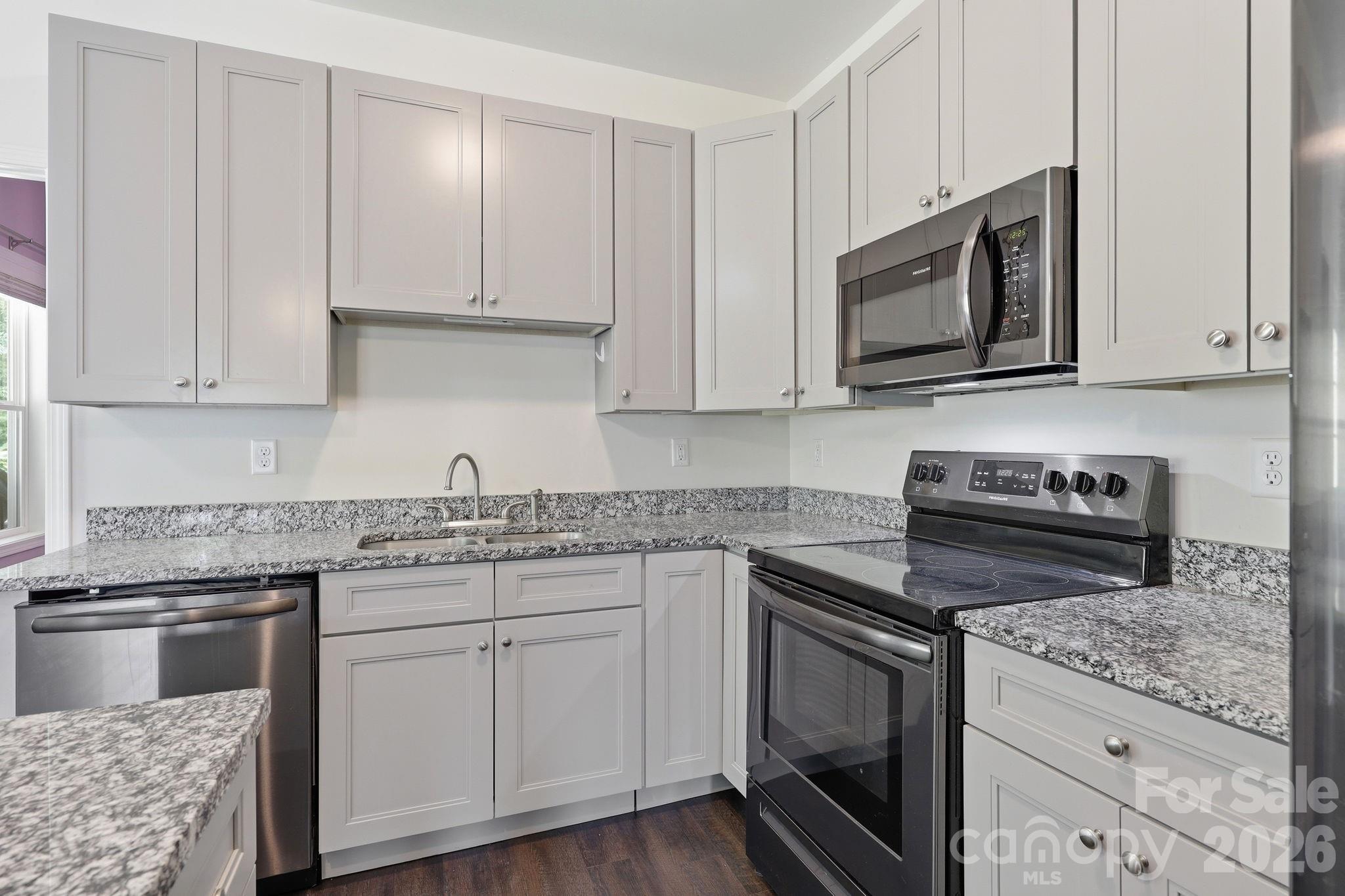 10 Scarlett Ridge Drive Marshall NC 28753