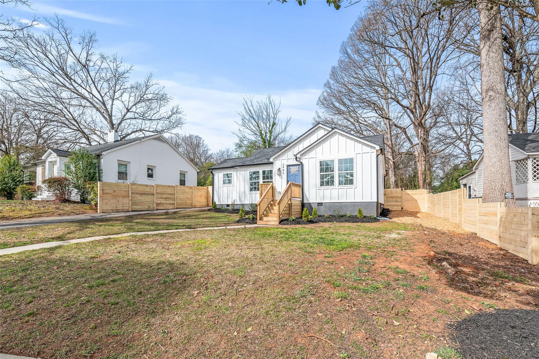 2905 Dogwood Avenue Charlotte NC 28206