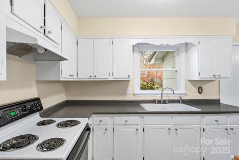 50 Tipperary Street Asheville NC 28806