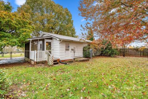 50 Tipperary Street Asheville NC 28806