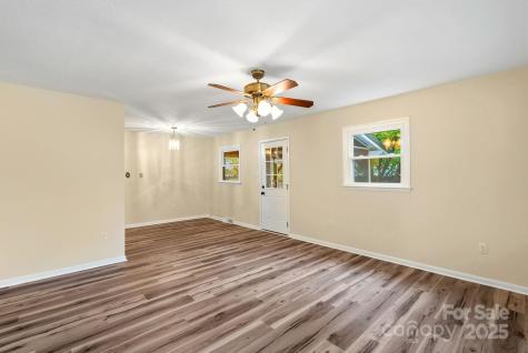 50 Tipperary Street Asheville NC 28806