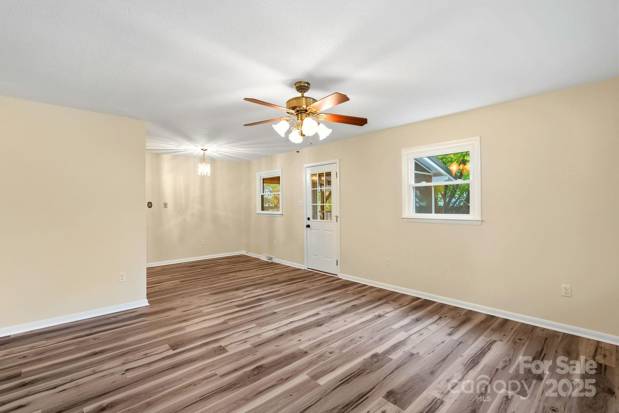 50 Tipperary Street Asheville NC 28806