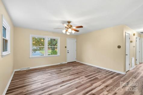 50 Tipperary Street Asheville NC 28806