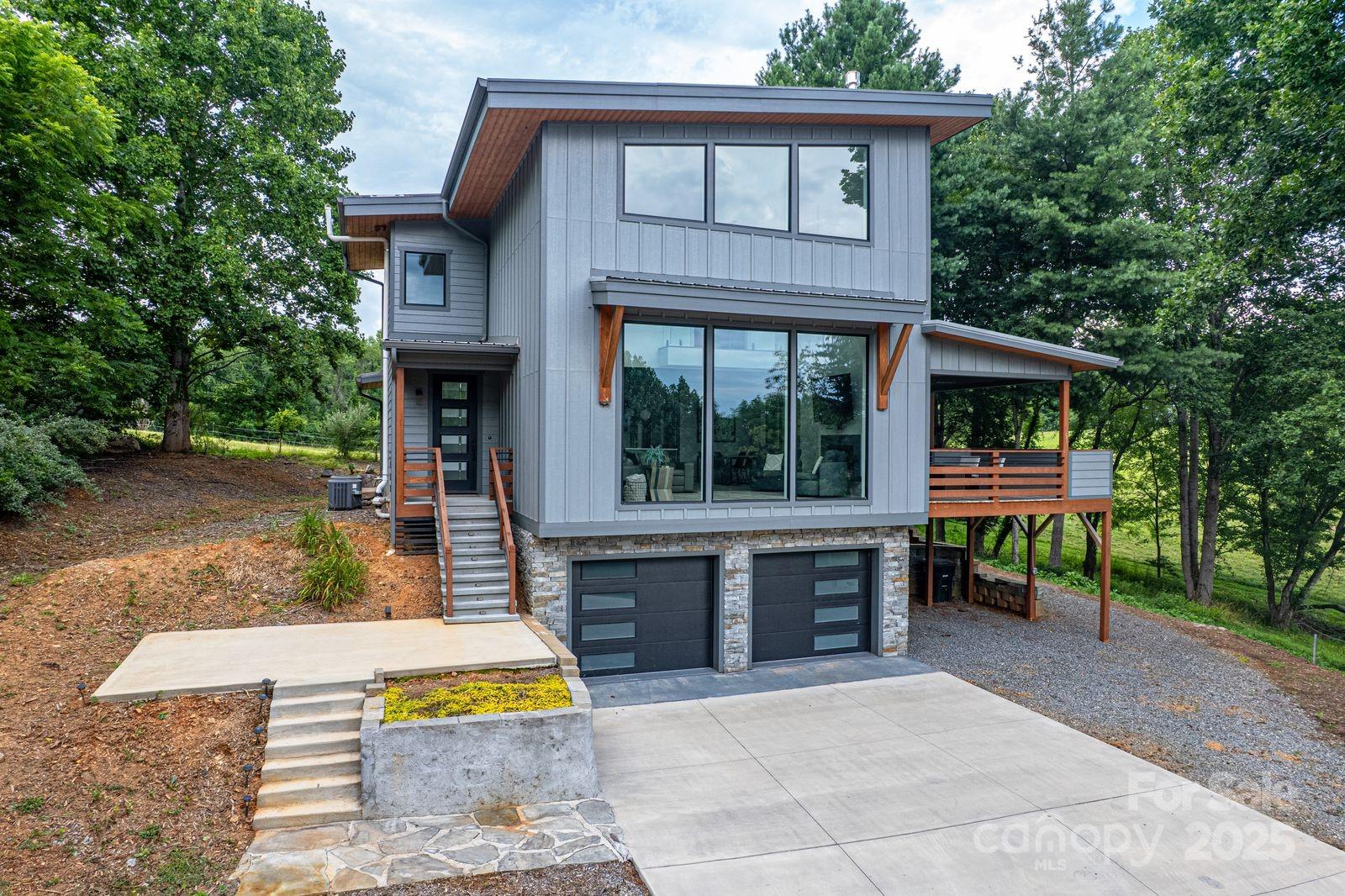 Mills River NC, 22 Lara Drive