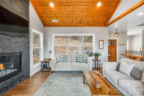 54 Weldon Way Fairview NC 28730