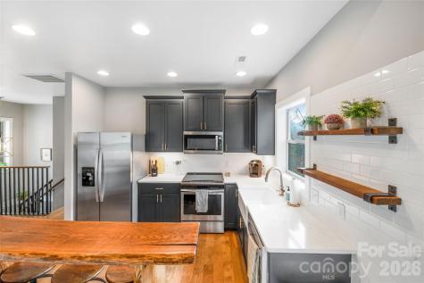 54 Weldon Way Fairview NC 28730