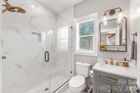 54 Weldon Way Fairview NC 28730