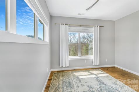 54 Weldon Way Fairview NC 28730