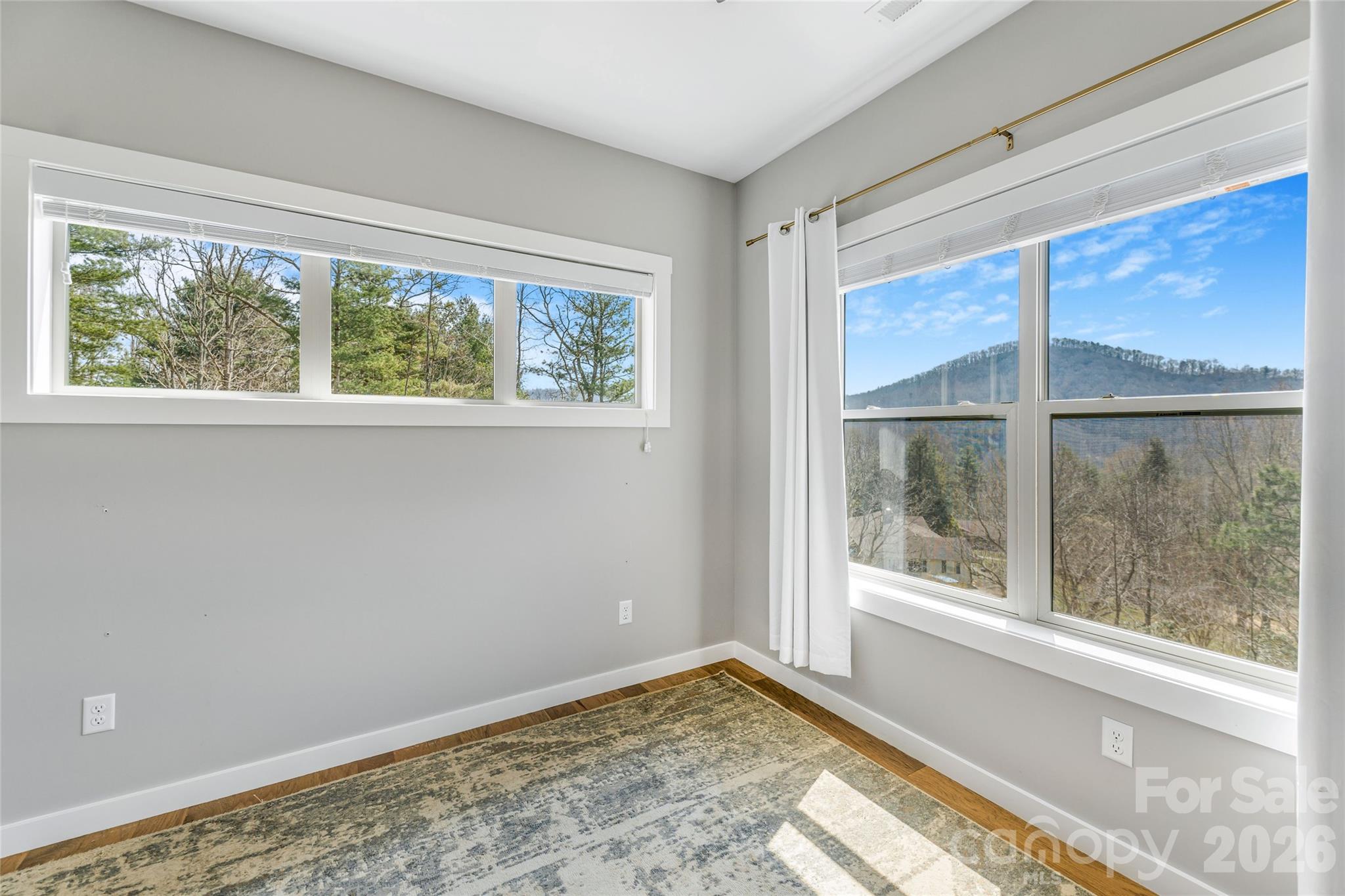 54 Weldon Way Fairview NC 28730