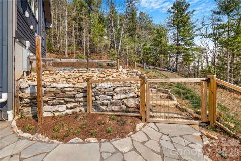 54 Weldon Way Fairview NC 28730