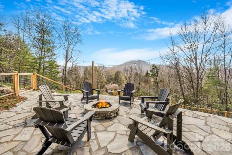 54 Weldon Way Fairview NC 28730