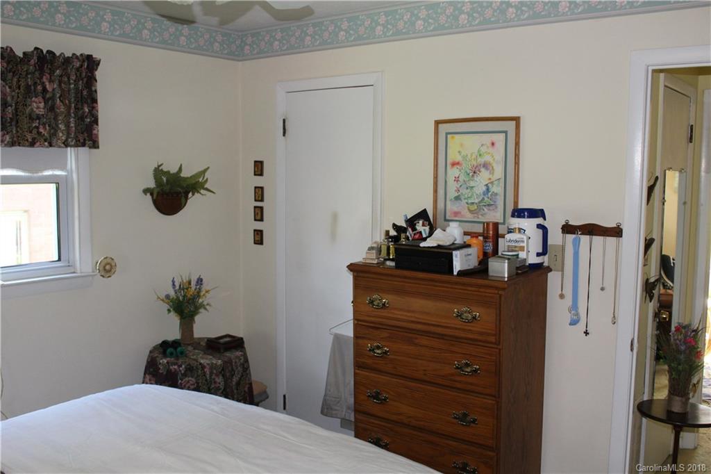 196 Providence Road Asheville NC 28806