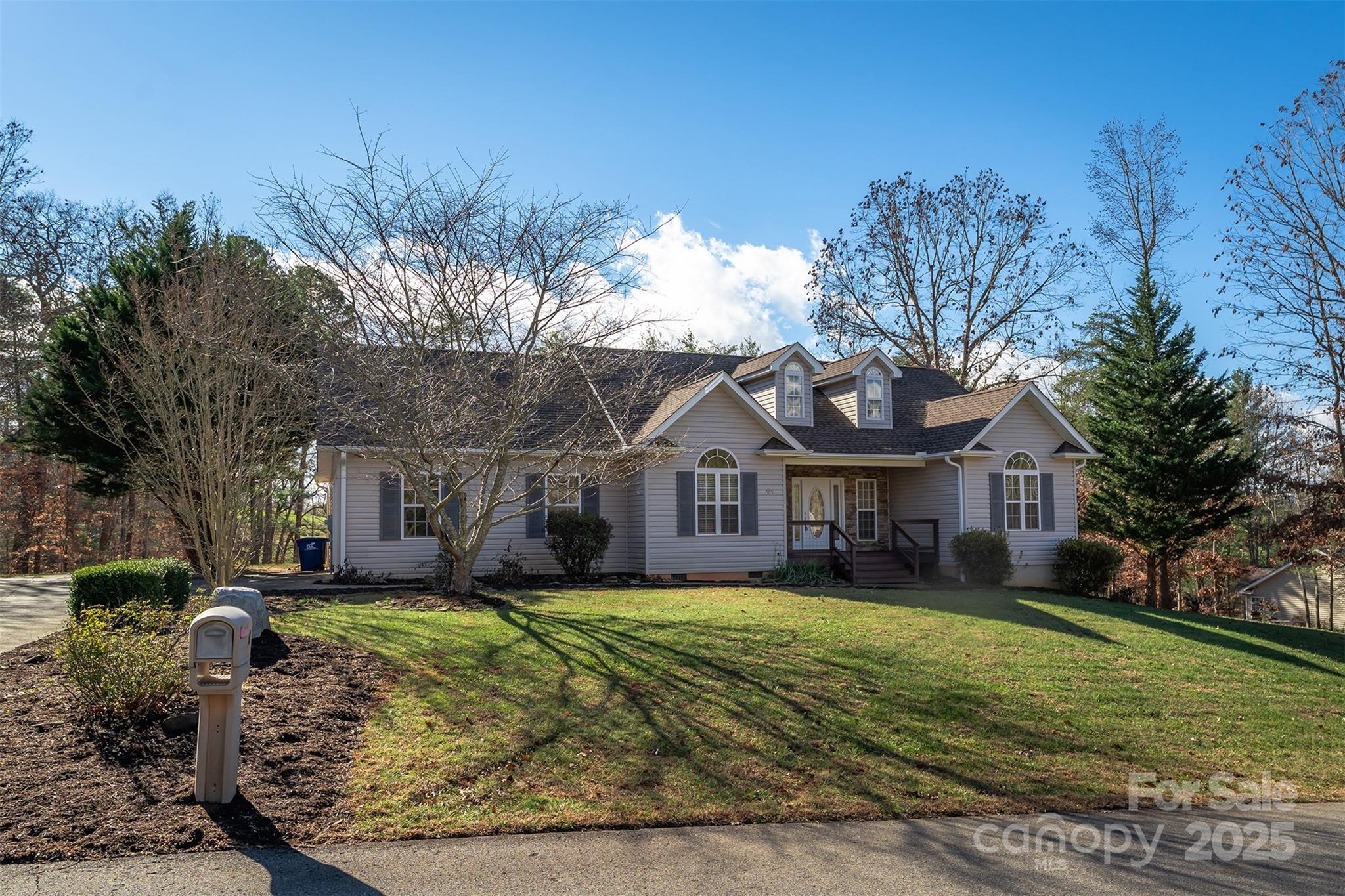 61 Locust Meadow Lane Weaverville NC 28787