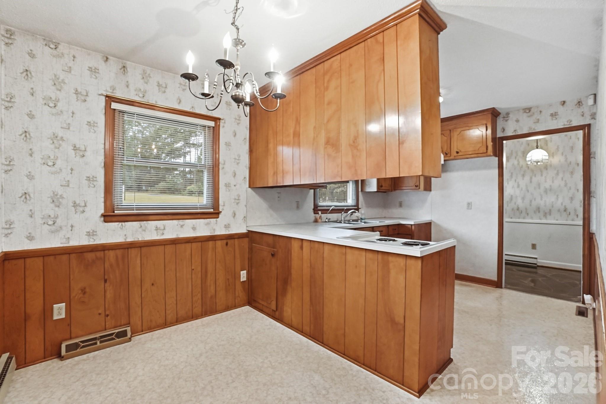 6704 Alanbrook Road Charlotte NC 28215