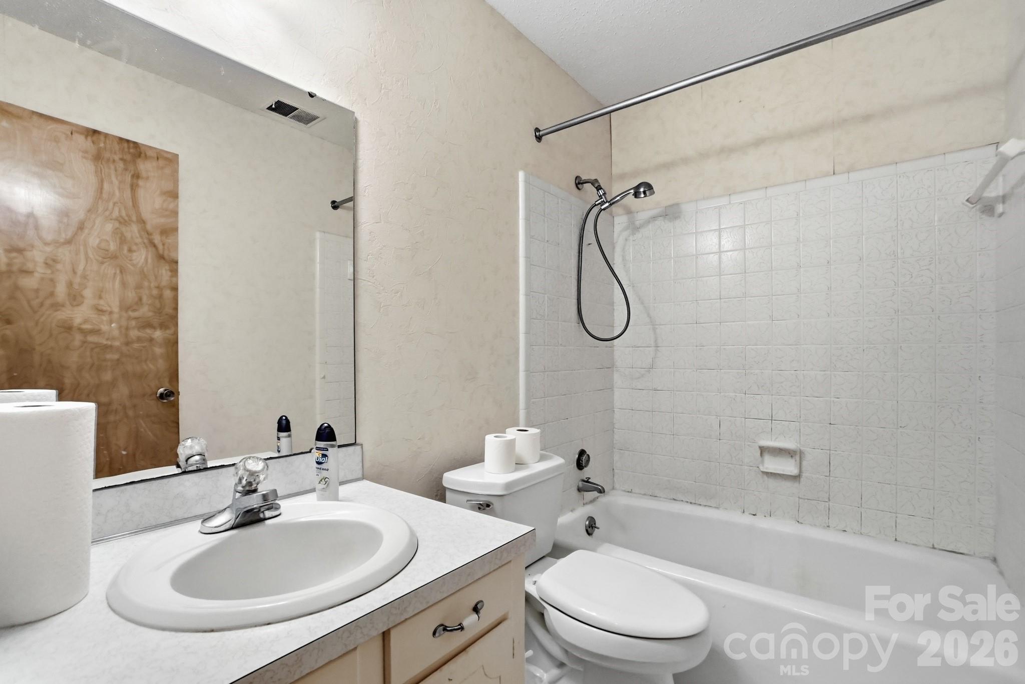 6704 Alanbrook Road Charlotte NC 28215