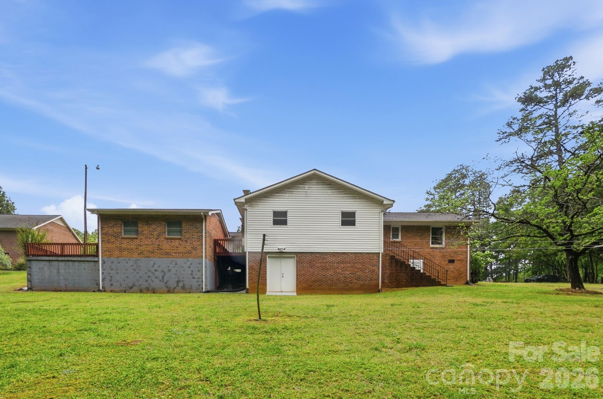6704 Alanbrook Road Charlotte NC 28215