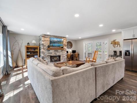 137 Weaver Court Lake Lure NC 28746