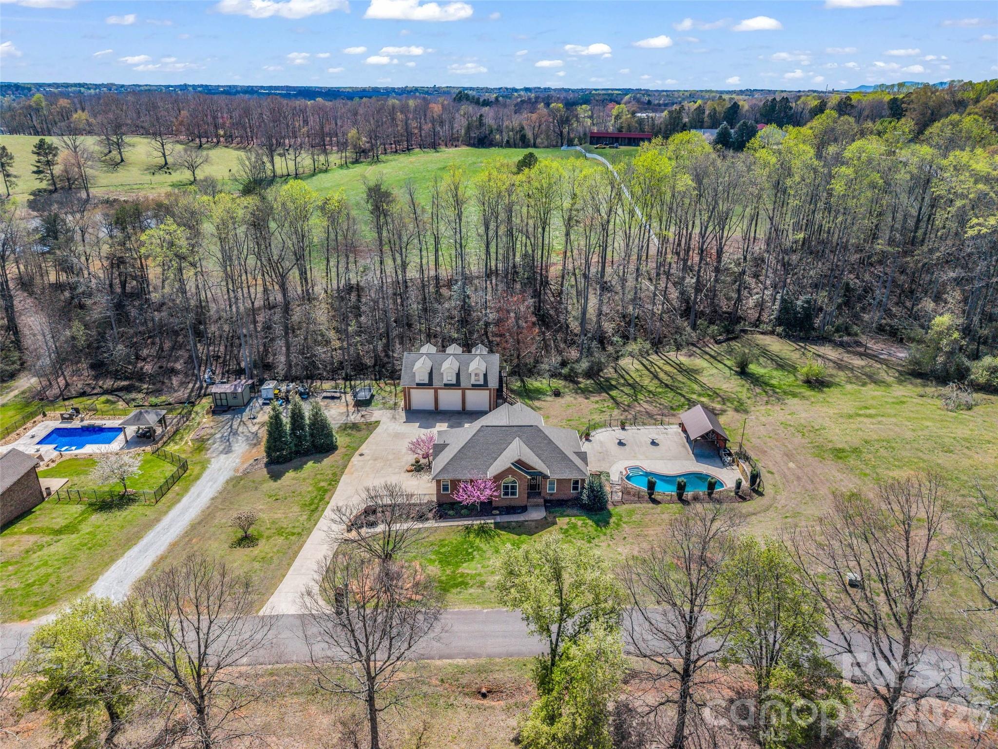 148 Fairway Drive Forest City NC 28043