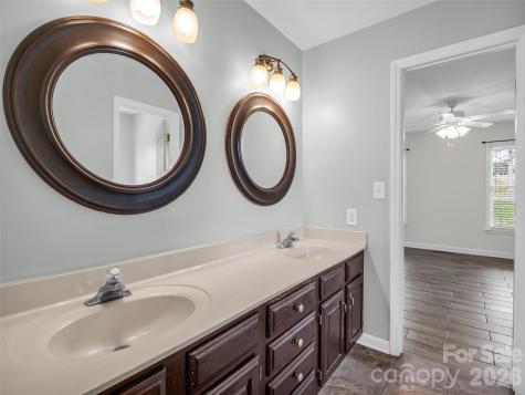 148 Fairway Drive Forest City NC 28043