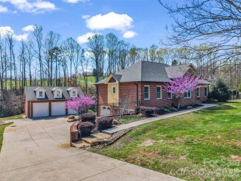 148 Fairway Drive Forest City NC 28043