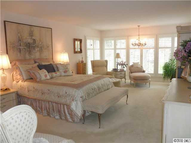 5203 Rustlewood Lane Charlotte NC 28226