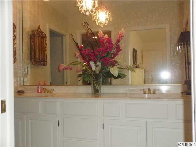 5203 Rustlewood Lane Charlotte NC 28226