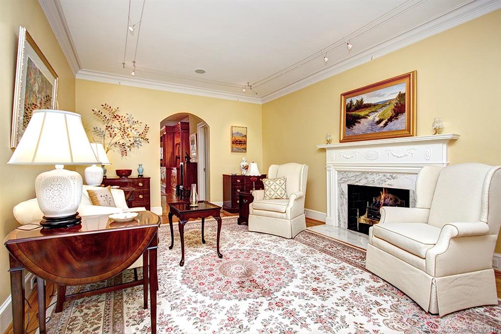 1543 Providence Drive Charlotte NC 28211
