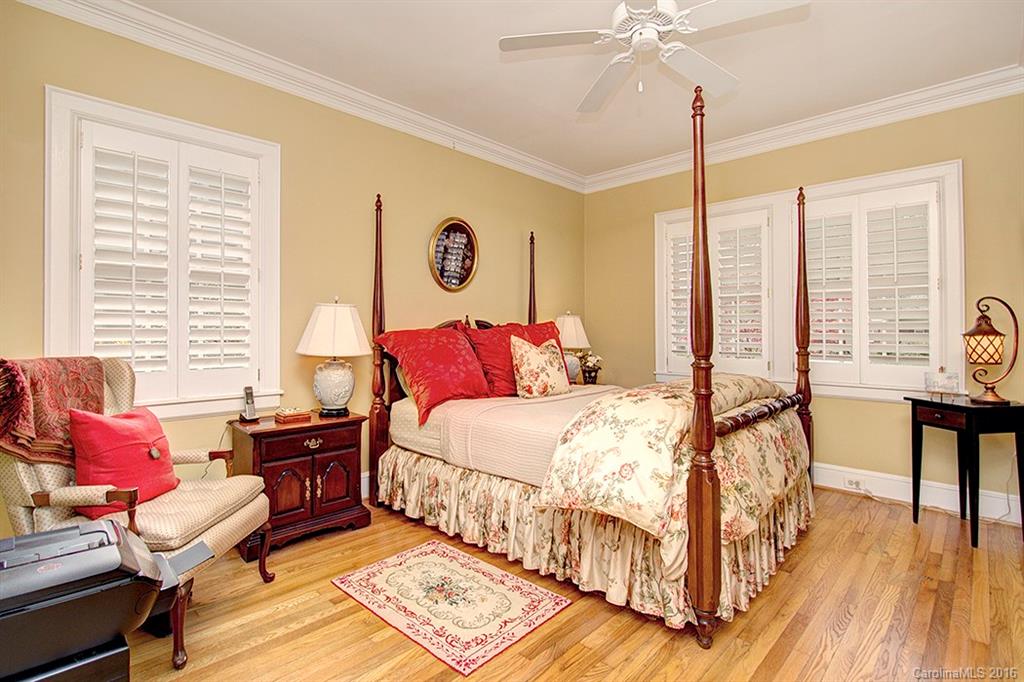 1543 Providence Drive Charlotte NC 28211