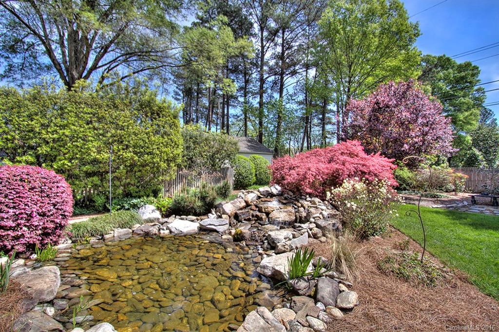 1543 Providence Drive Charlotte NC 28211