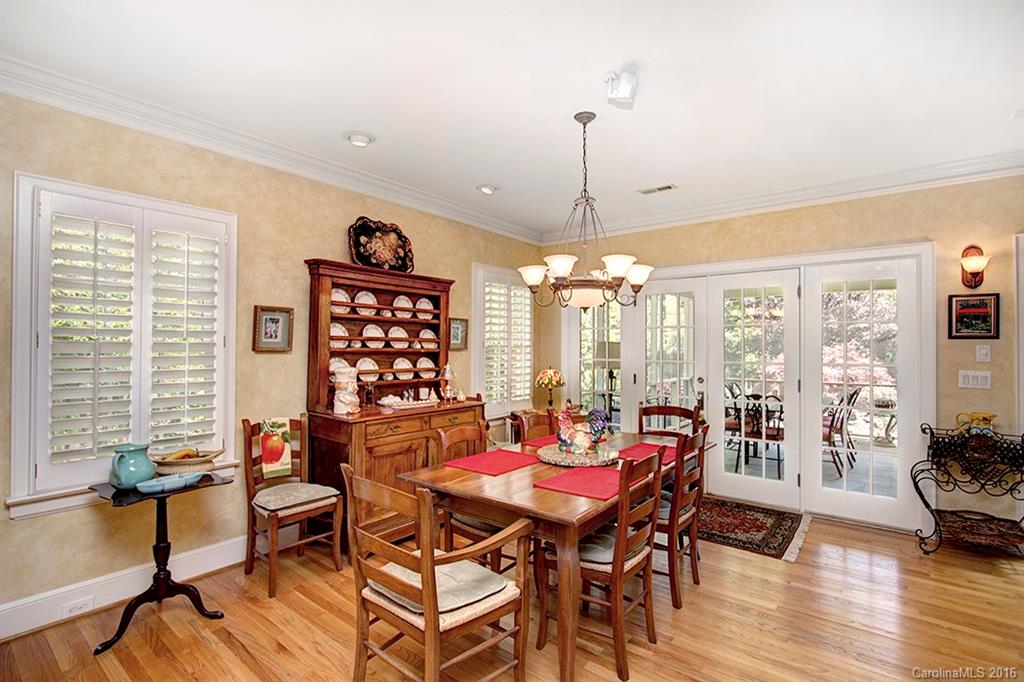 1543 Providence Drive Charlotte NC 28211