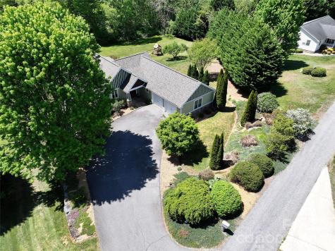 136 Mystic Way Canton NC 28716