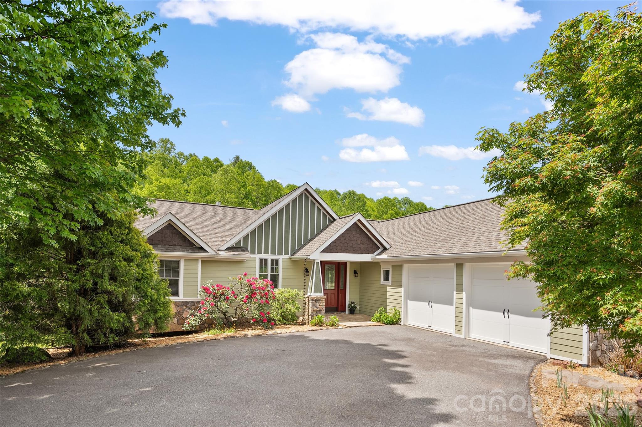 136 Mystic Way Canton NC 28716
