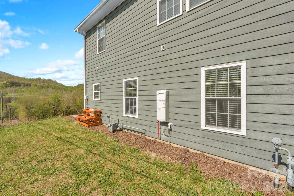 24 Merideth Drive Marion NC 28752