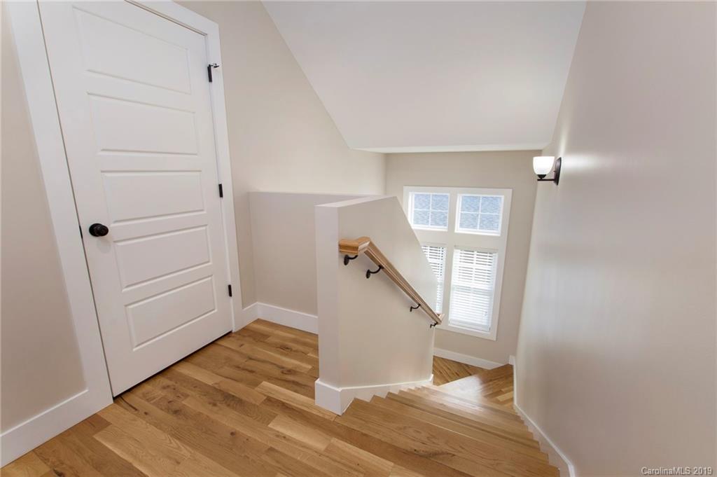 18 Thurland Avenue Asheville NC 28803