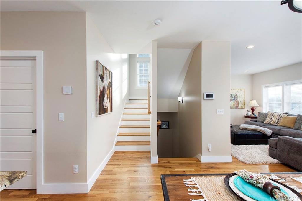 18 Thurland Avenue Asheville NC 28803