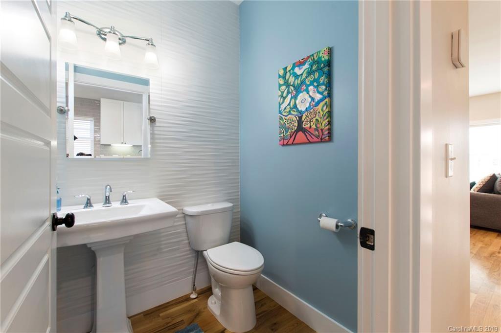 18 Thurland Avenue Asheville NC 28803