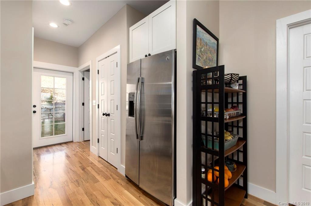18 Thurland Avenue Asheville NC 28803