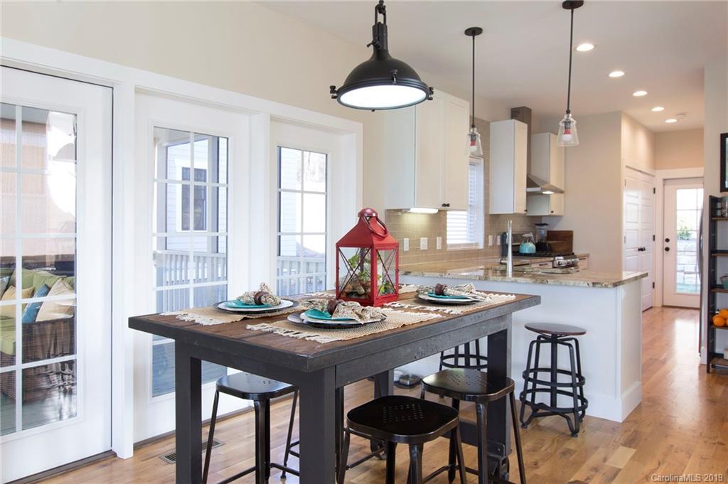 18 Thurland Avenue Asheville NC 28803