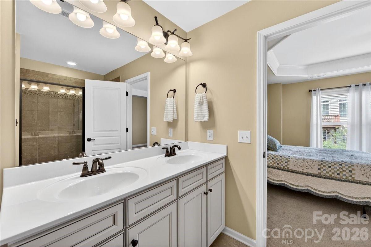 6453 Silver Star Lane Charlotte NC 28210