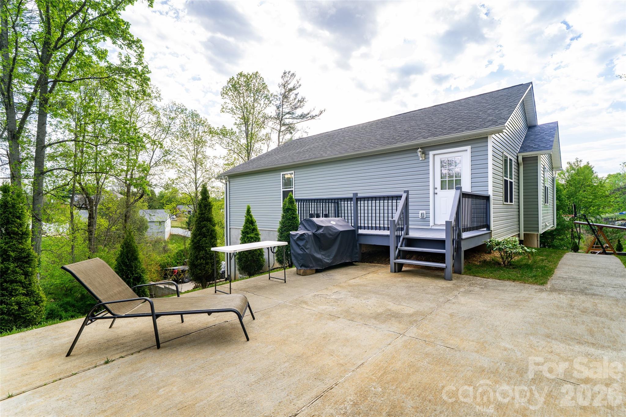 16 Danielbrooke Drive Asheville NC 28806
