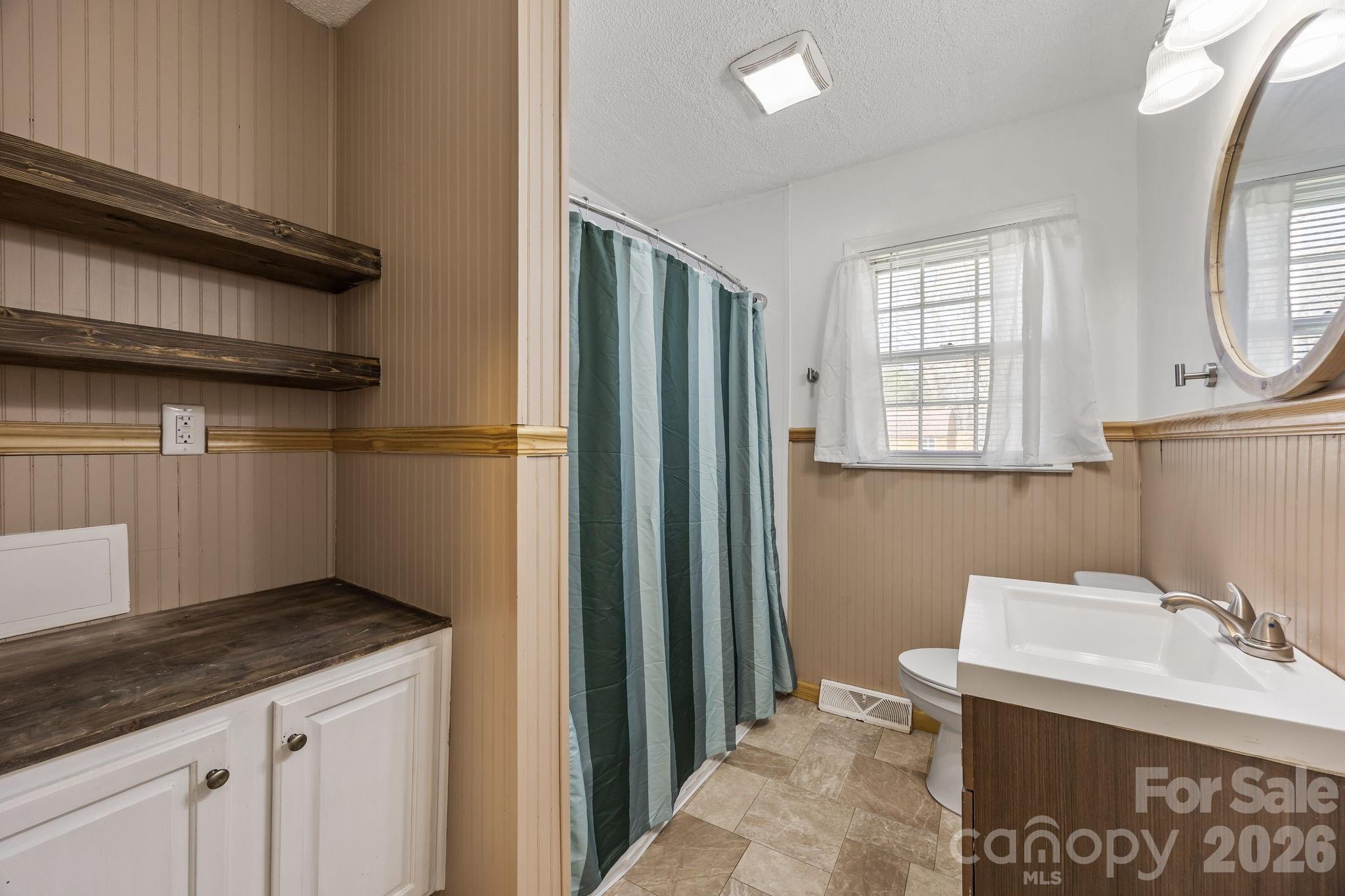 1009 Union Terrace Gastonia NC 28056