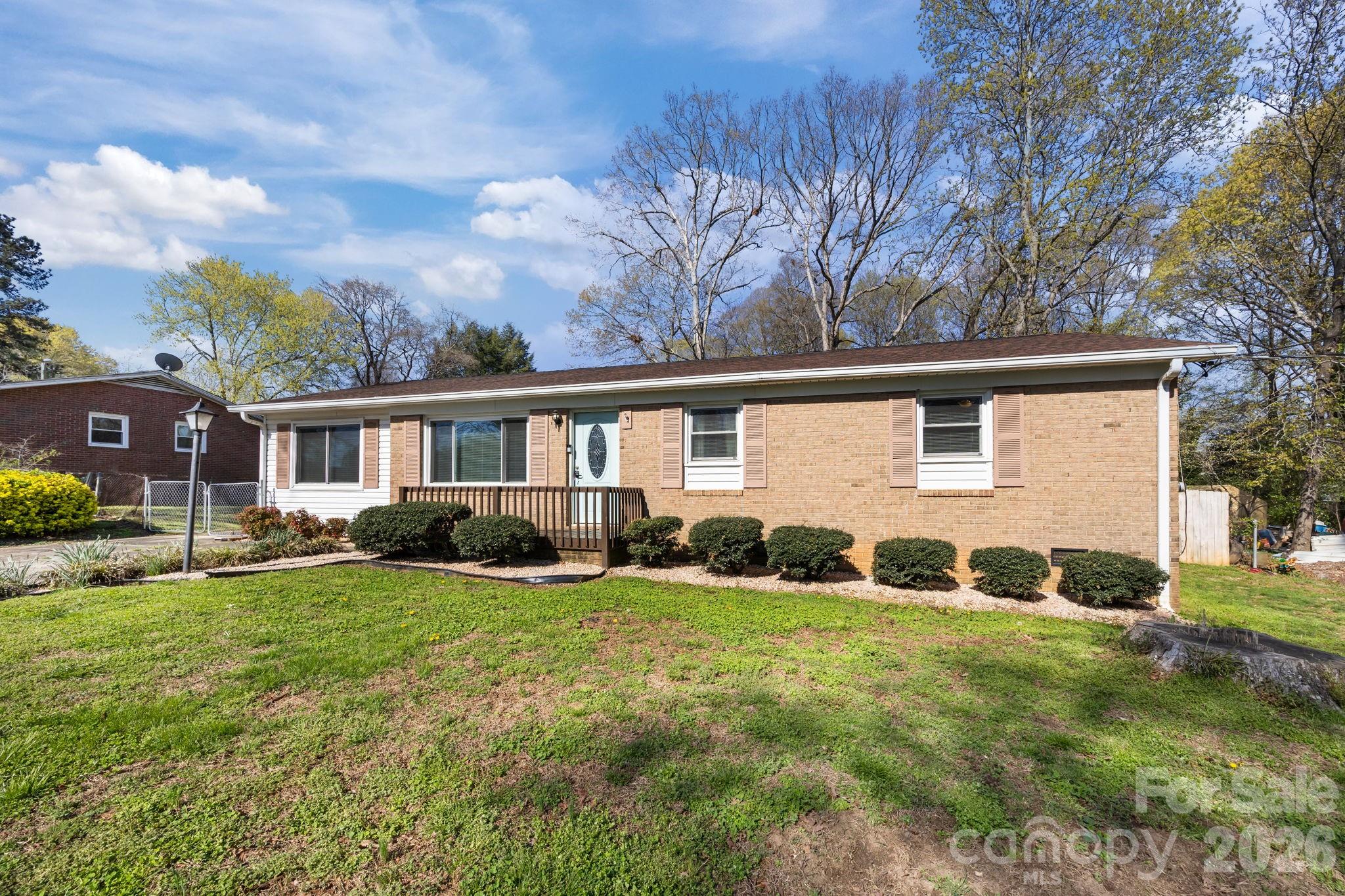 1009 Union Terrace Gastonia NC 28056